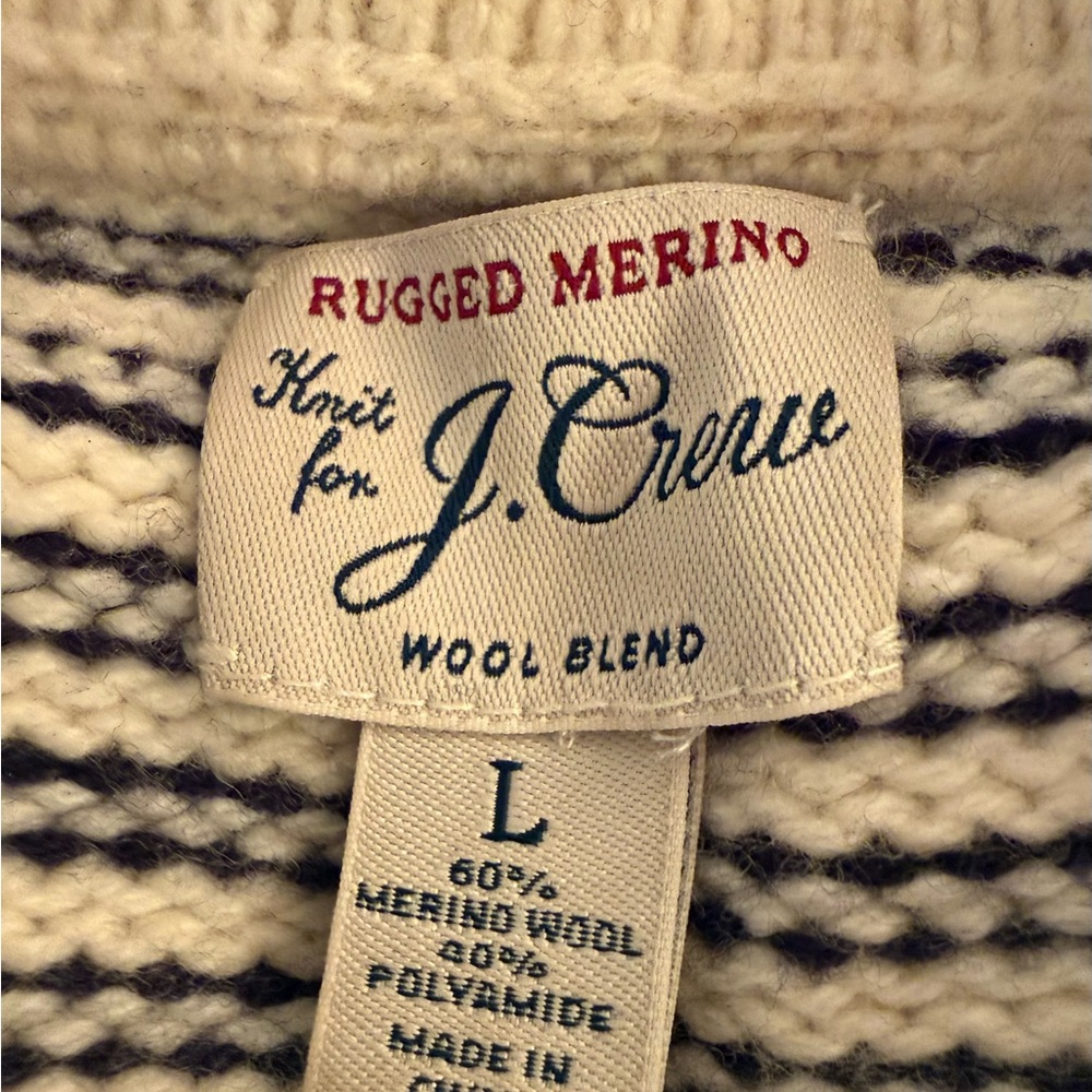 J CREW Blue and Cream Men's Sweater - Picture 3 of 11